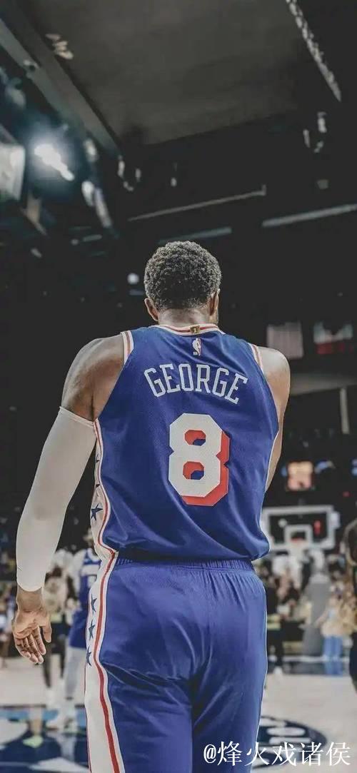 查克|乔治35分费城生涯新高:滚烫三分手感&展现有无球结合属性 查克|乔治35分费城生涯新高:滚烫三分手感&展现有无球结合属性