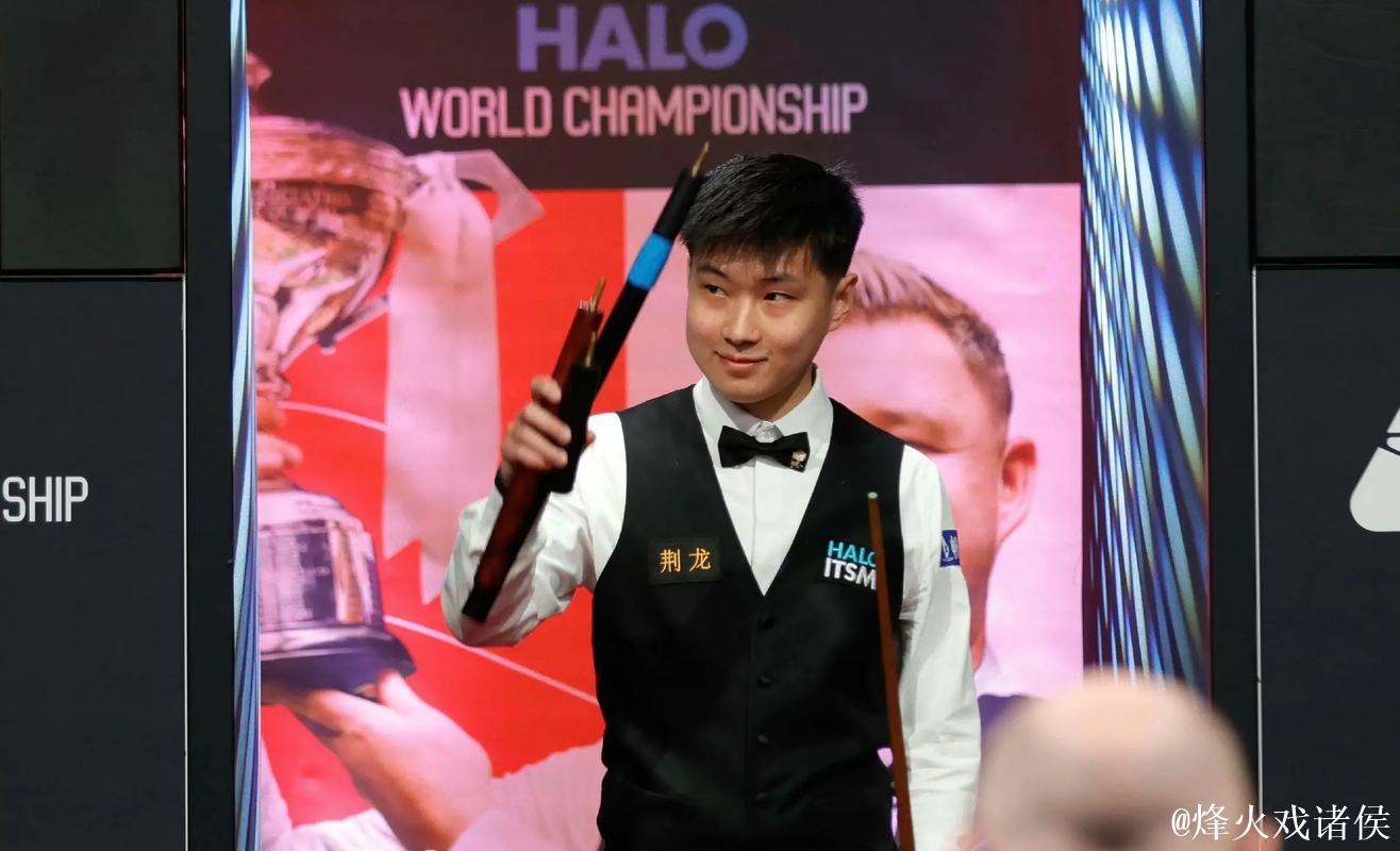 赵心童6-1轻松击败布朗 挺进斯诺克国际锦标赛次轮 赵心童6-1轻松击败布朗 挺进斯诺克国际锦标赛次轮